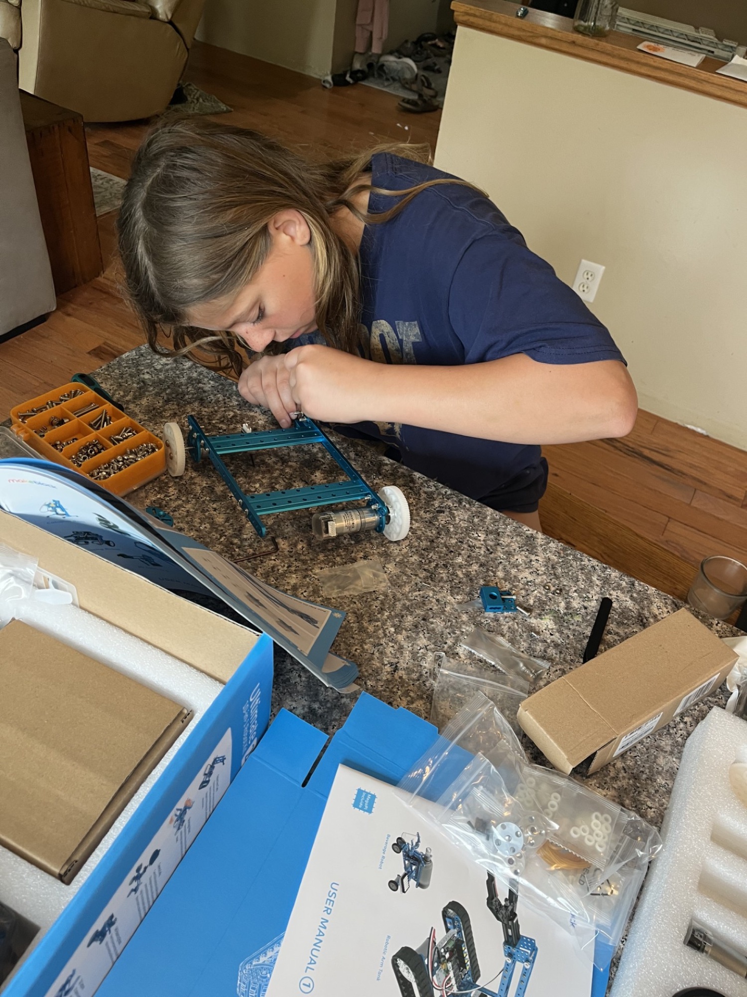 Gear Up! Robotics 6 Michigan youth building robots in the MI-IMPACT Gear Up! Robotics program